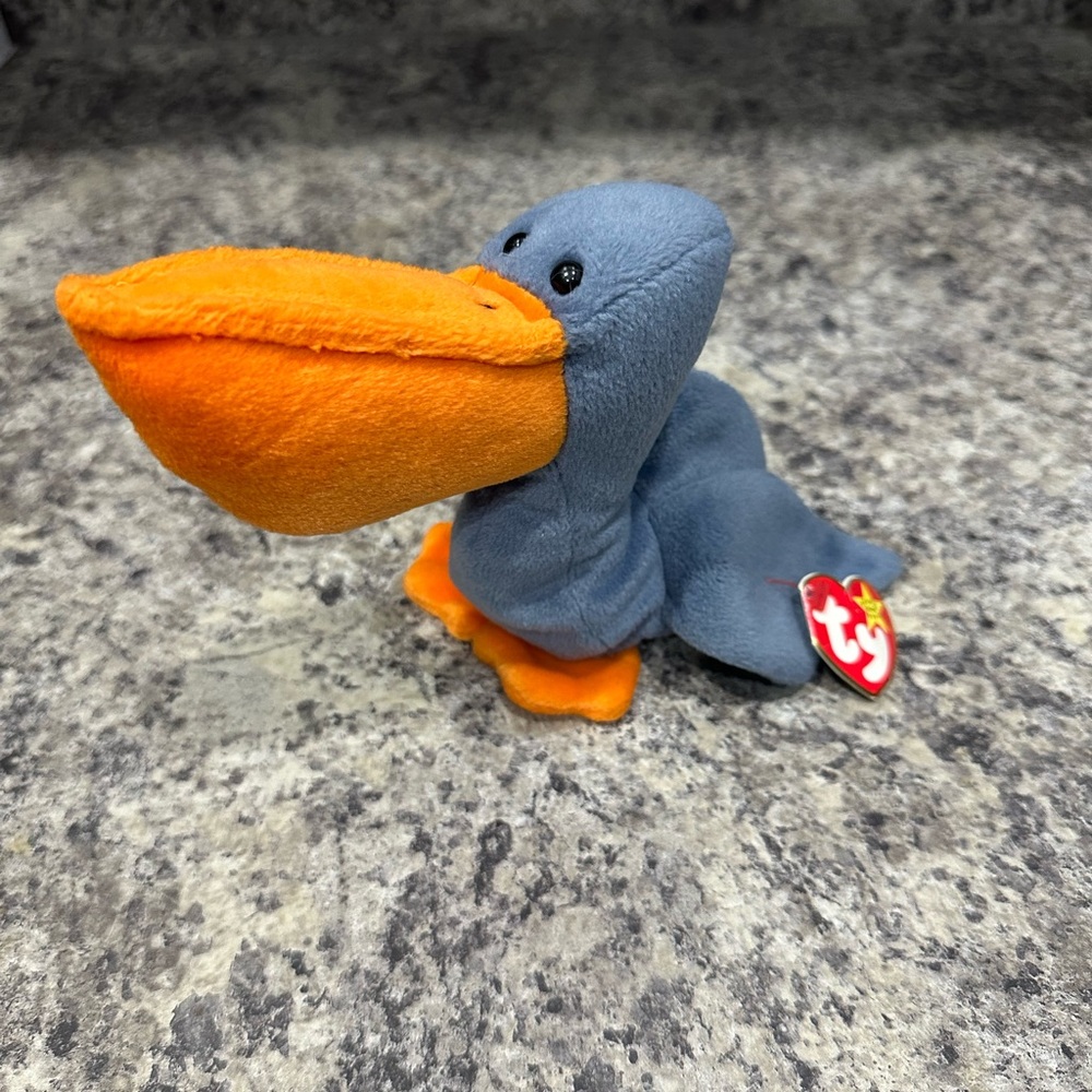 Vintage 1998 TY Beanie Baby Scoop The Pelican with Orange Beak, Collection Blue
